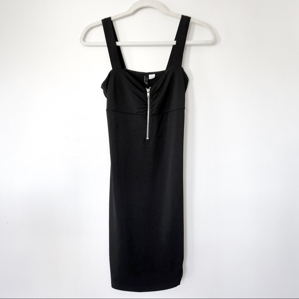 H&M | Sexy Black Zip Up Dress LBD